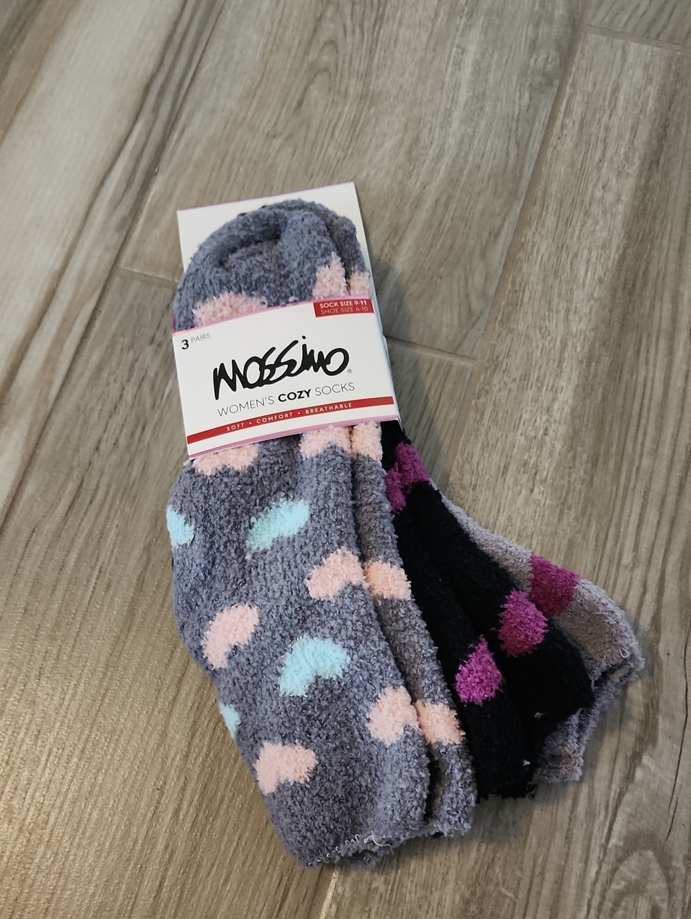 NWT Mossimo 3 Pairs Cozy Socks With Grippers